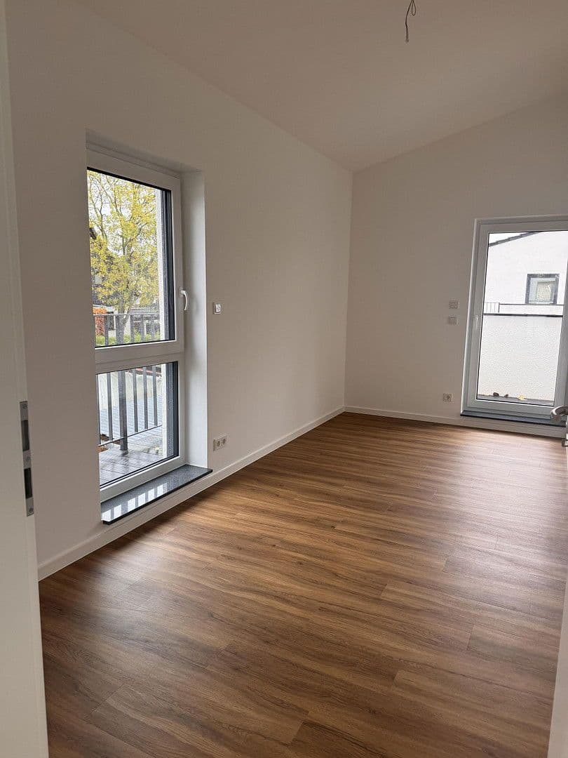 Pronájem domu 130 m², pozemek 380 m², Berlin, Berlín Pronájem domu 130 m², pozemek 380 m², Berlin, Berlín