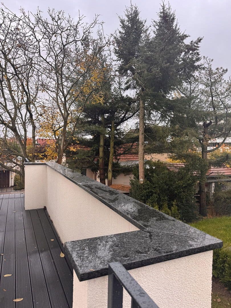 Pronájem domu 130 m², pozemek 380 m², Berlin, Berlín Pronájem domu 130 m², pozemek 380 m², Berlin, Berlín