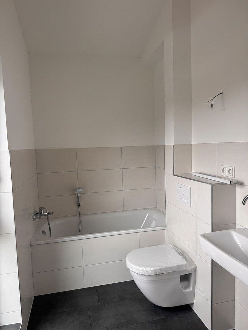 Pronájem domu 130 m², pozemek 380 m², Berlin, Berlín Pronájem domu 130 m², pozemek 380 m², Berlin, Berlín