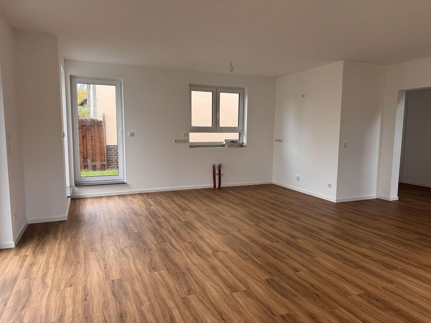 Pronájem domu 130 m², pozemek 380 m², Berlin, Berlín Pronájem domu 130 m², pozemek 380 m², Berlin, Berlín