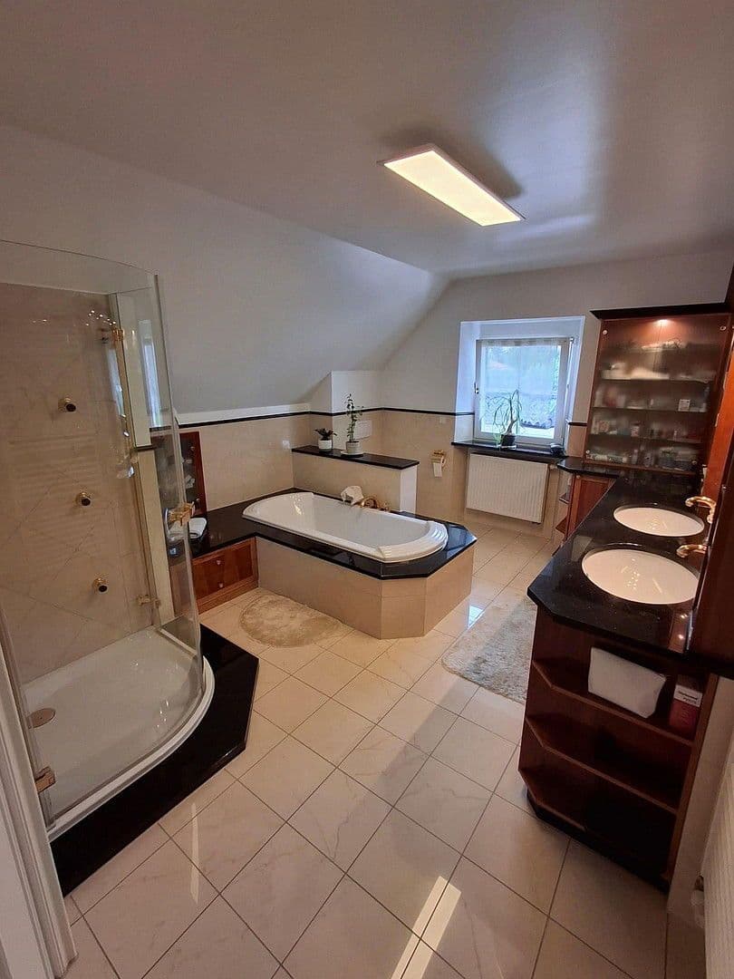 Prodej domu 218 m², pozemek 584 m², Scheyern, Bavorsko Prodej domu 218 m², pozemek 584 m², Scheyern, Bavorsko