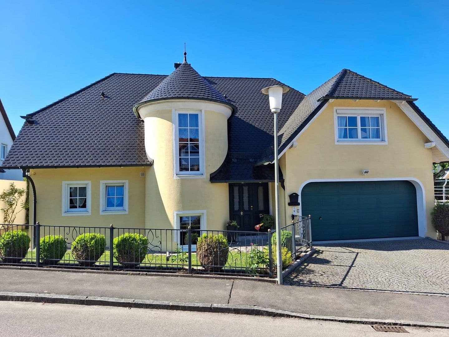 Prodej domu 218 m², pozemek 584 m², Scheyern, Bavorsko Prodej domu 218 m², pozemek 584 m², Scheyern, Bavorsko