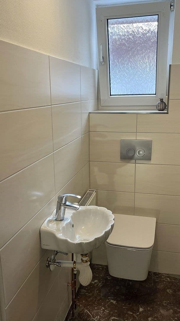 Pronájem bytu 4+1 103 m², Sontheim an der Brenz, Bádensko-Württembersko Pronájem bytu 4+1 103 m², Sontheim an der Brenz, Bádensko-Württembersko