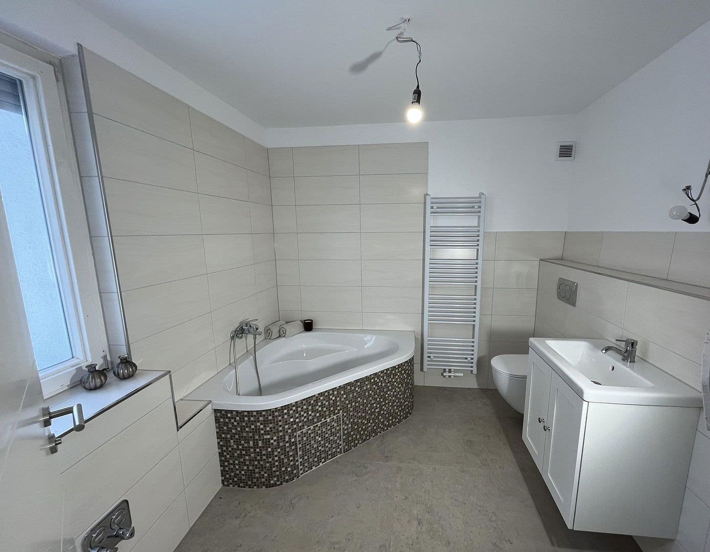 Pronájem bytu 4+1 103 m², Sontheim an der Brenz, Bádensko-Württembersko Pronájem bytu 4+1 103 m², Sontheim an der Brenz, Bádensko-Württembersko