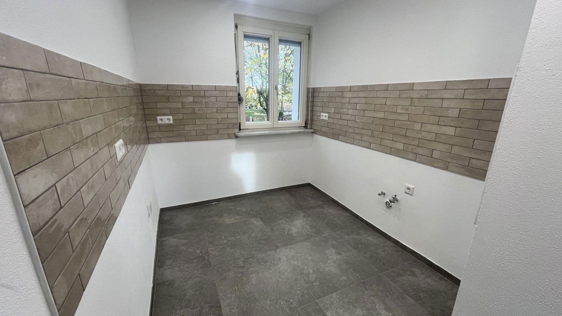 Pronájem bytu 4+1 103 m², Sontheim an der Brenz, Bádensko-Württembersko Pronájem bytu 4+1 103 m², Sontheim an der Brenz, Bádensko-Württembersko