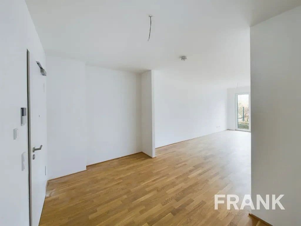Pronájem bytu 2+1 72 m², Haeberlinstraße 40, Frankfurt am Main, Hessen Pronájem bytu 2+1 72 m², Haeberlinstraße 40, Frankfurt am Main, Hessen