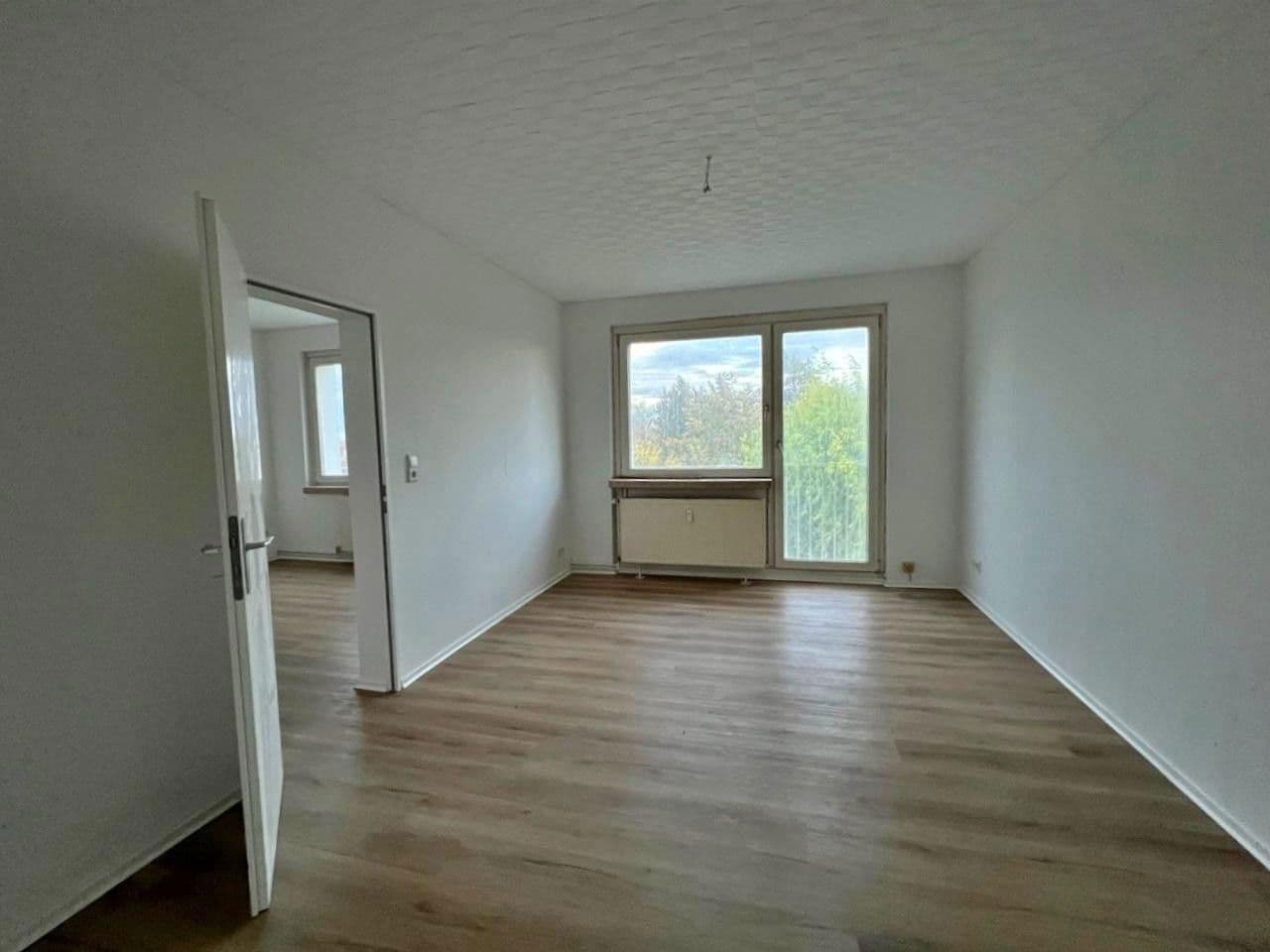 Pronájem bytu 2+1 46 m², Halberstadt, Sasko-Anhaltsko Pronájem bytu 2+1 46 m², Halberstadt, Sasko-Anhaltsko