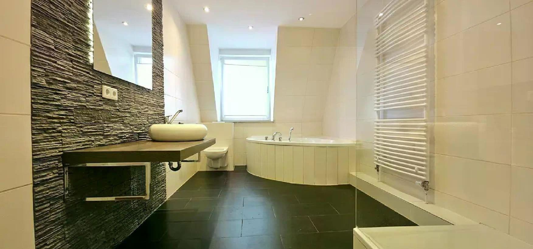 Prodej bytu 2+1 105 m², Brunhildstr. 16, Nürnberg (Mittelfr) - Südstadt, Bavorsko Prodej bytu 2+1 105 m², Brunhildstr. 16, Nürnberg (Mittelfr) - Südstadt, Bavorsko