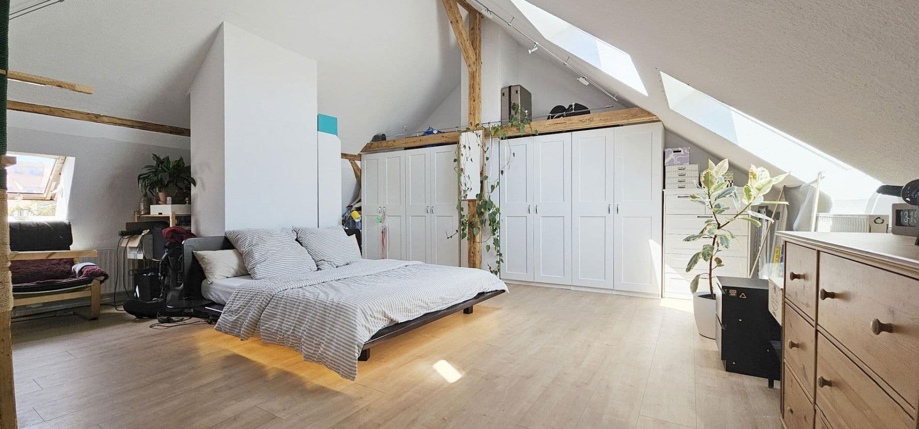 Prodej bytu 2+1 105 m², Brunhildstr. 16, Nürnberg (Mittelfr) - Südstadt, Bavorsko Prodej bytu 2+1 105 m², Brunhildstr. 16, Nürnberg (Mittelfr) - Südstadt, Bavorsko