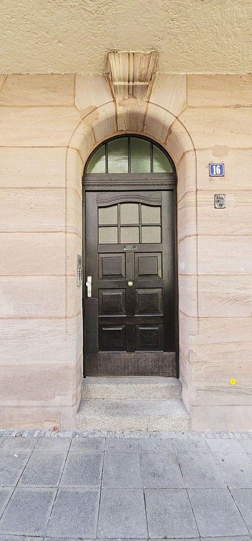 Prodej bytu 2+1 105 m², Brunhildstr. 16, Nürnberg (Mittelfr) - Südstadt, Bavorsko Prodej bytu 2+1 105 m², Brunhildstr. 16, Nürnberg (Mittelfr) - Südstadt, Bavorsko