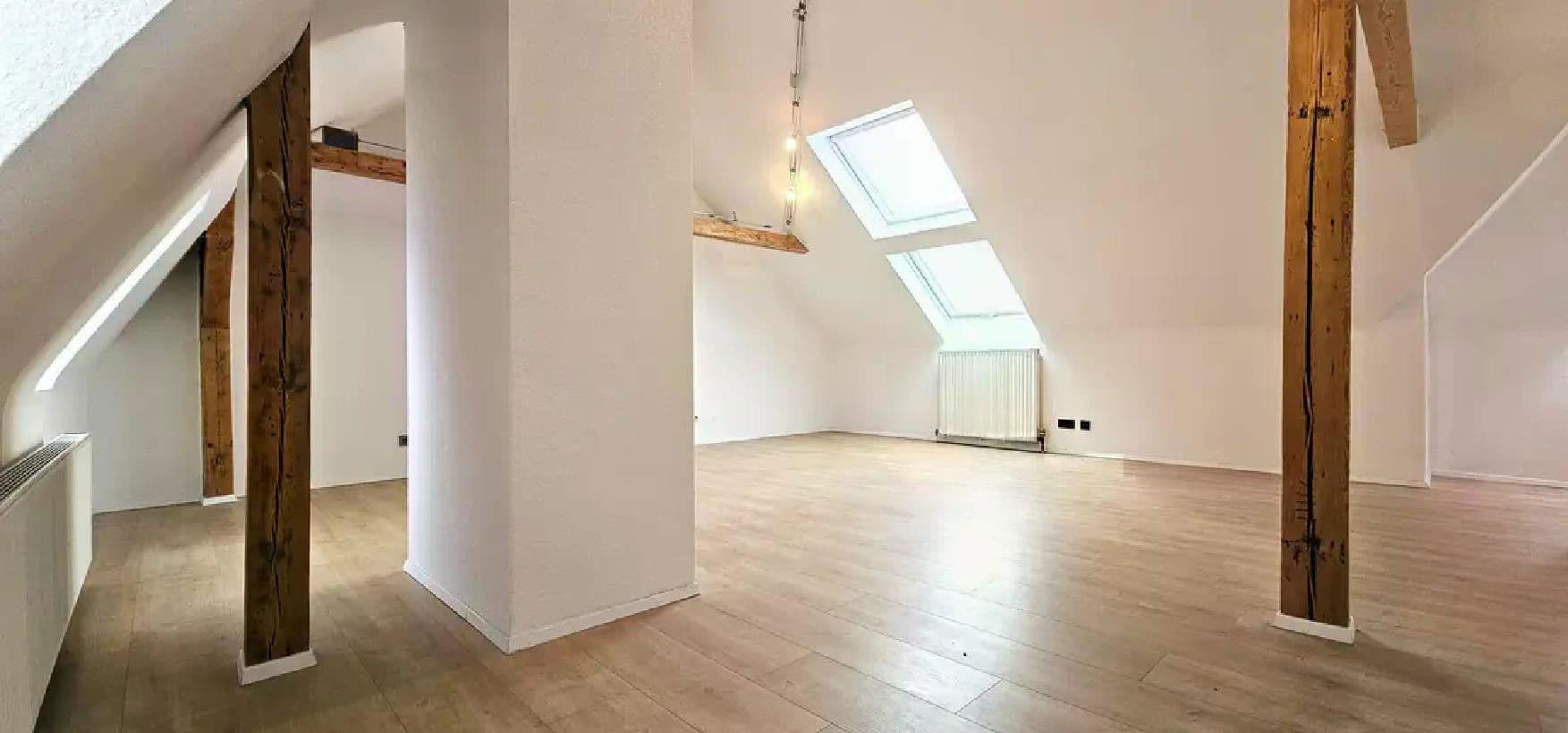 Prodej bytu 2+1 105 m², Brunhildstr. 16, Nürnberg (Mittelfr) - Südstadt, Bavorsko Prodej bytu 2+1 105 m², Brunhildstr. 16, Nürnberg (Mittelfr) - Südstadt, Bavorsko