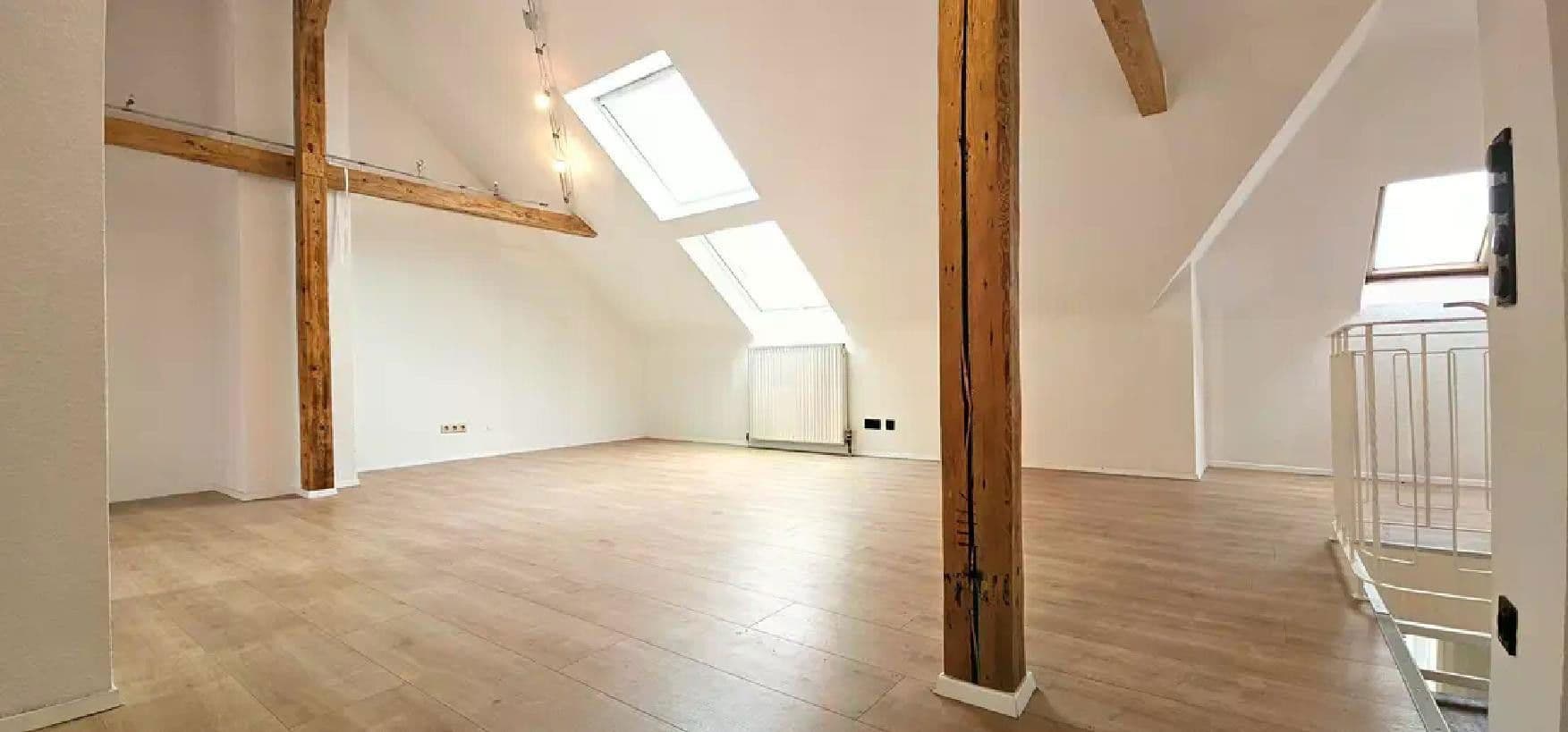 Prodej bytu 2+1 105 m², Brunhildstr. 16, Nürnberg (Mittelfr) - Südstadt, Bavorsko Prodej bytu 2+1 105 m², Brunhildstr. 16, Nürnberg (Mittelfr) - Südstadt, Bavorsko