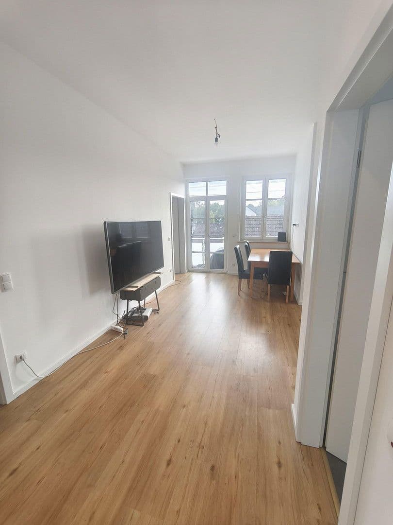 Pronájem bytu 3+1 62 m², Freisinger Strasse, Ismaning, Bavorsko Pronájem bytu 3+1 62 m², Freisinger Strasse, Ismaning, Bavorsko