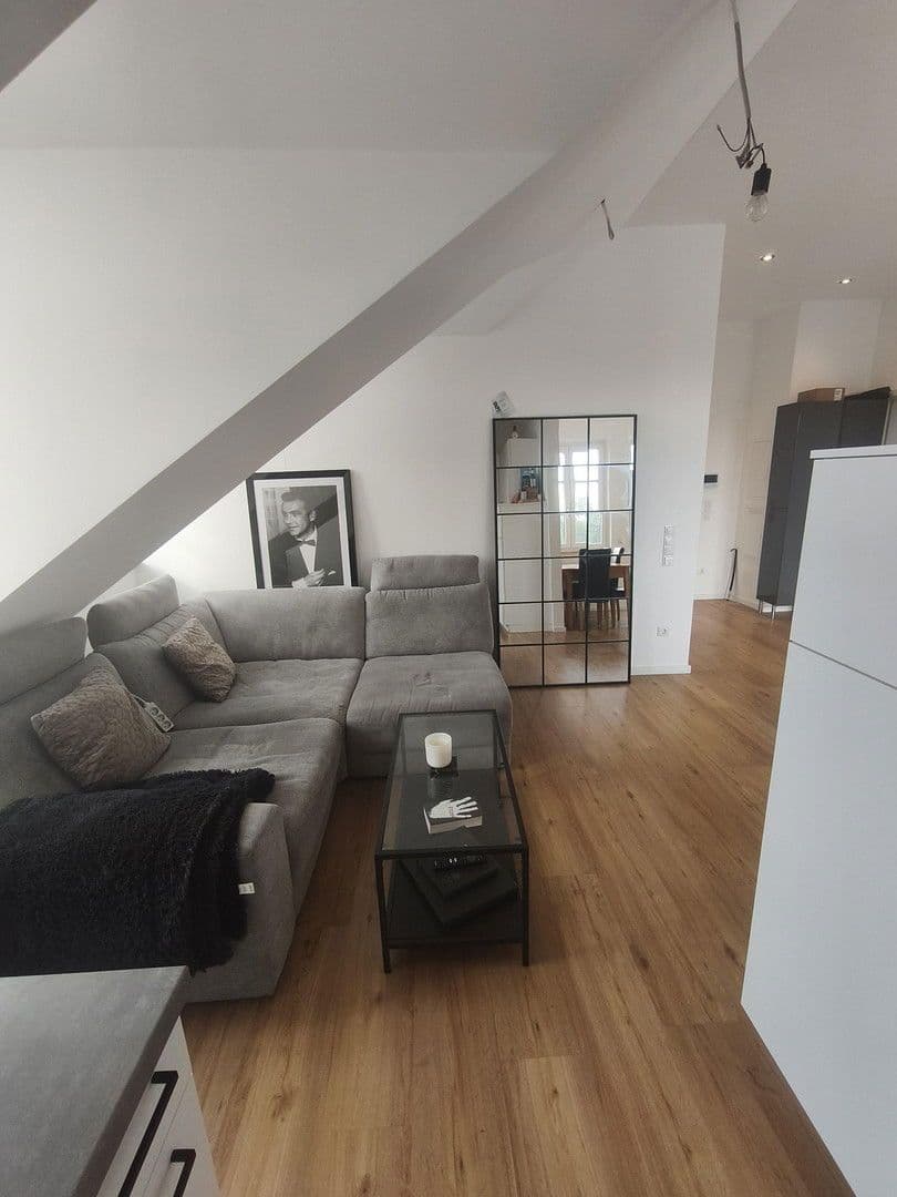 Pronájem bytu 3+1 62 m², Freisinger Strasse, Ismaning, Bavorsko Pronájem bytu 3+1 62 m², Freisinger Strasse, Ismaning, Bavorsko