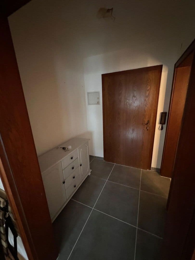 Pronájem bytu 2+1 44 m², Humboldtweg 1, Neufahrn, Bavorsko Pronájem bytu 2+1 44 m², Humboldtweg 1, Neufahrn, Bavorsko