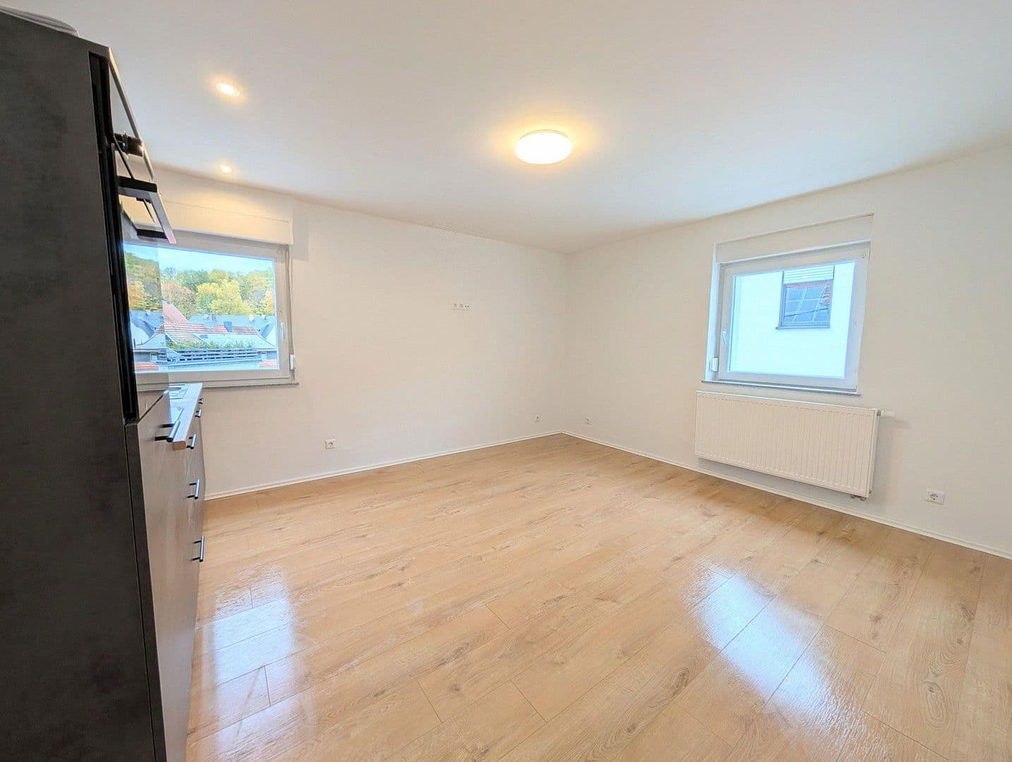 Pronájem bytu 3+1 55 m², Kaiserslautern, Porýní-Falc Pronájem bytu 3+1 55 m², Kaiserslautern, Porýní-Falc