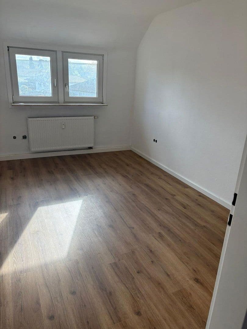 Pronájem bytu 3+1 67 m², Im Windeck 32 + 34, Hettenleidelheim, Porýní-Falc Pronájem bytu 3+1 67 m², Im Windeck 32 + 34, Hettenleidelheim, Porýní-Falc