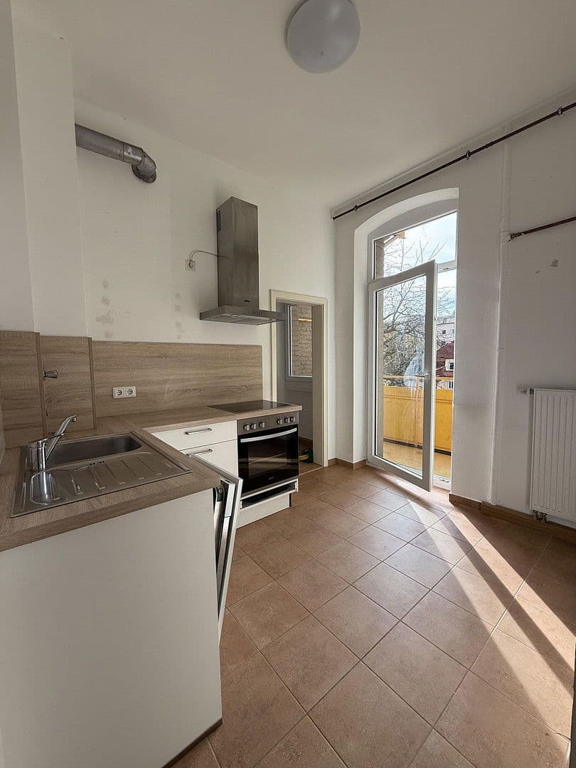 Pronájem bytu 4+1 120 m², Bucher Straße 97, Nürnberg, Bavorsko Pronájem bytu 4+1 120 m², Bucher Straße 97, Nürnberg, Bavorsko