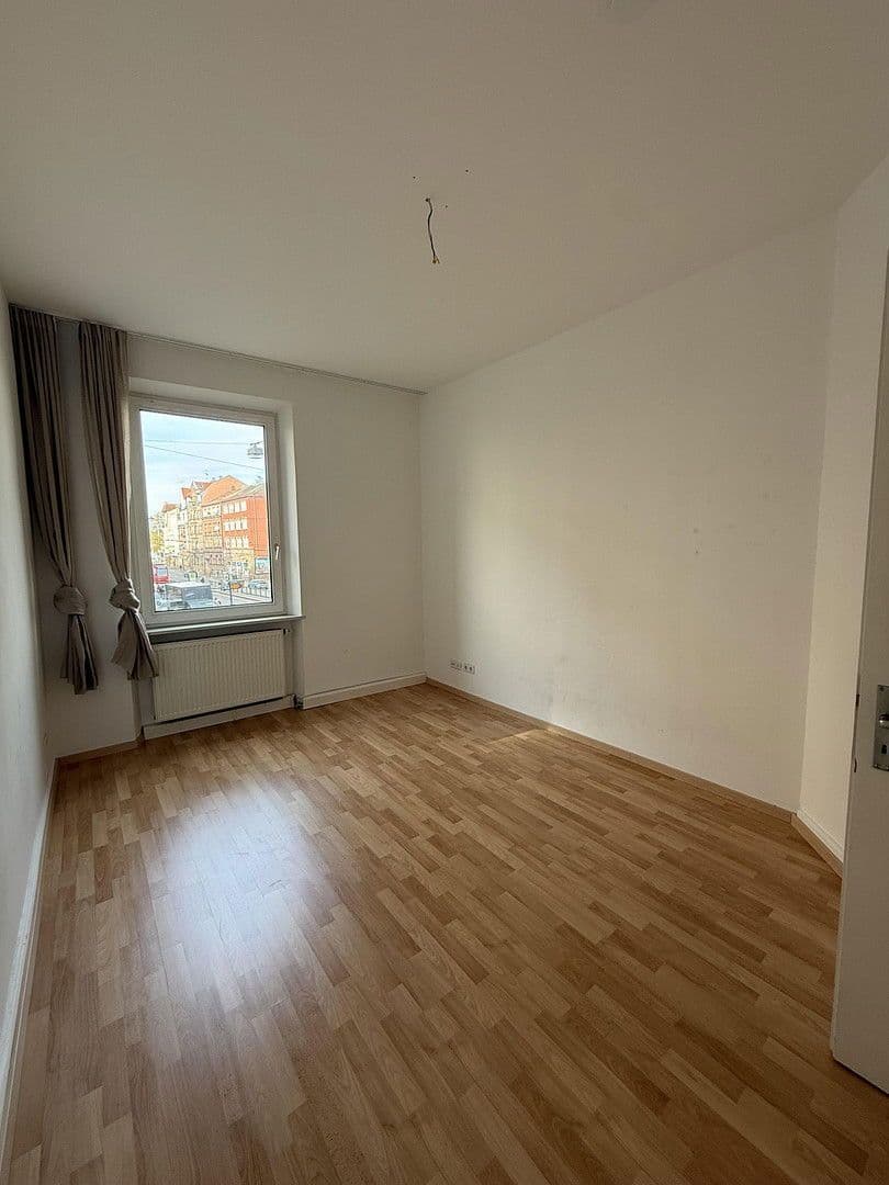 Pronájem bytu 4+1 120 m², Bucher Straße 97, Nürnberg, Bavorsko Pronájem bytu 4+1 120 m², Bucher Straße 97, Nürnberg, Bavorsko