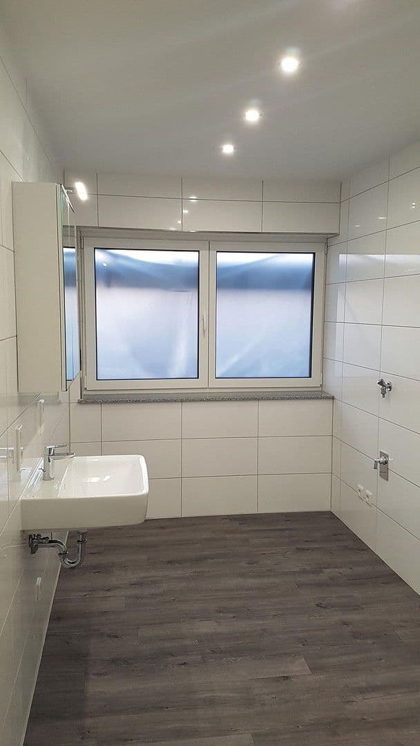 Pronájem bytu 3+1 101 m², Heuchelheim an der Lahn, Hessen Pronájem bytu 3+1 101 m², Heuchelheim an der Lahn, Hessen