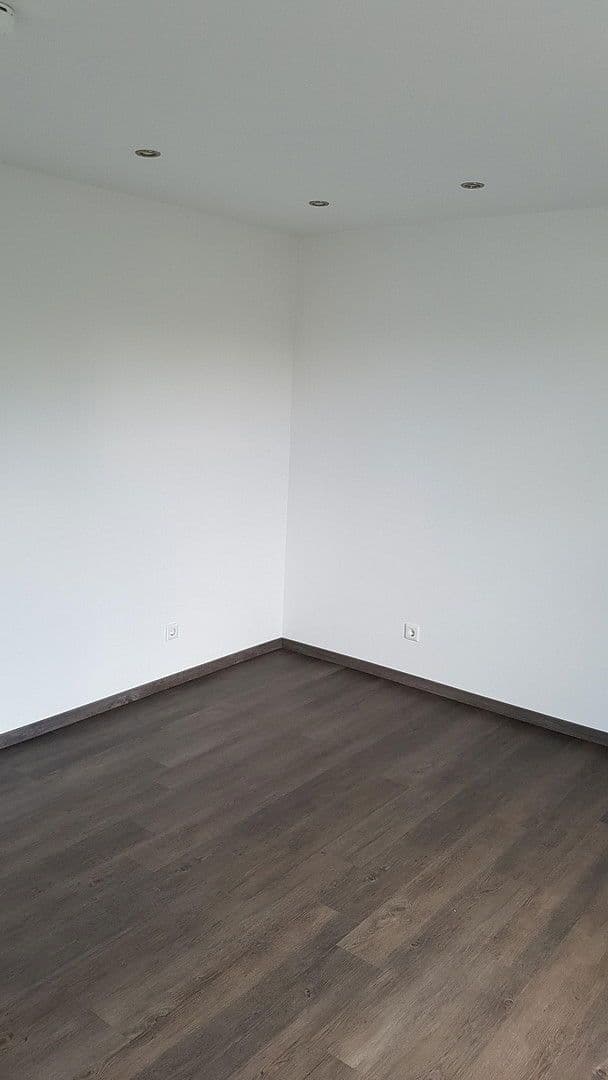 Pronájem bytu 2+1 38 m², Heuchelheim an der Lahn, Hessen Pronájem bytu 2+1 38 m², Heuchelheim an der Lahn, Hessen