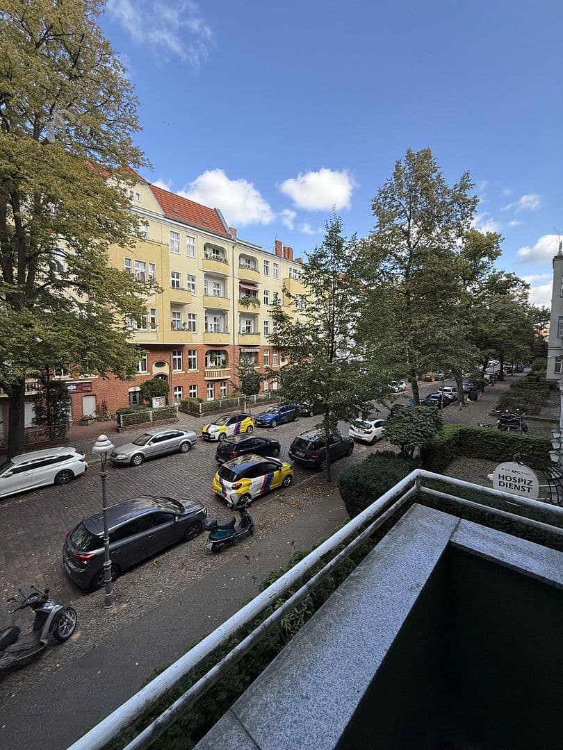 Pronájem bytu 3+1 100 m², Schlieperstraße 74, Berlin, Berlín Pronájem bytu 3+1 100 m², Schlieperstraße 74, Berlin, Berlín