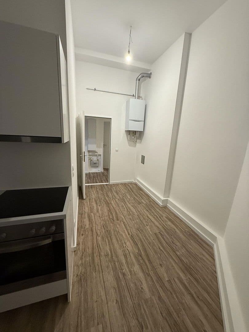 Pronájem bytu 3+1 100 m², Schlieperstraße 74, Berlin, Berlín Pronájem bytu 3+1 100 m², Schlieperstraße 74, Berlin, Berlín