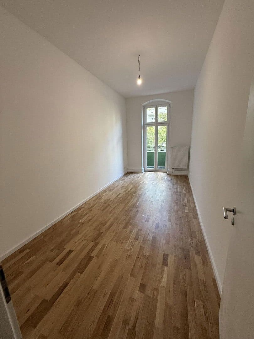 Pronájem bytu 3+1 100 m², Schlieperstraße 74, Berlin, Berlín Pronájem bytu 3+1 100 m², Schlieperstraße 74, Berlin, Berlín
