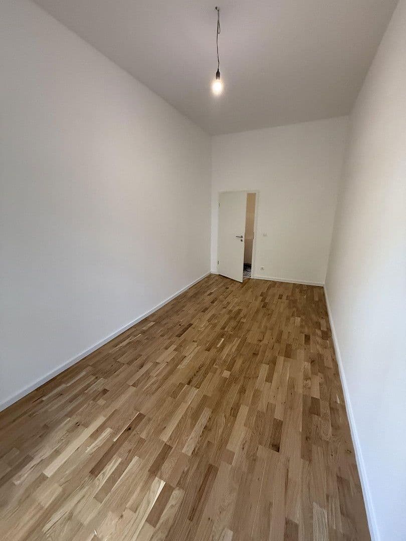 Pronájem bytu 3+1 100 m², Schlieperstraße 74, Berlin, Berlín Pronájem bytu 3+1 100 m², Schlieperstraße 74, Berlin, Berlín