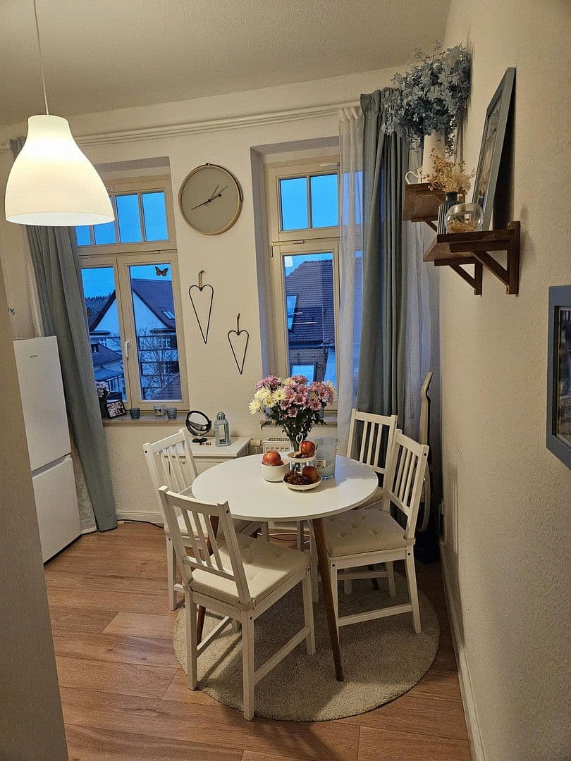 Pronájem bytu 1+1 33 m², Taubestraße 17, Leipzig, Sasko Pronájem bytu 1+1 33 m², Taubestraße 17, Leipzig, Sasko