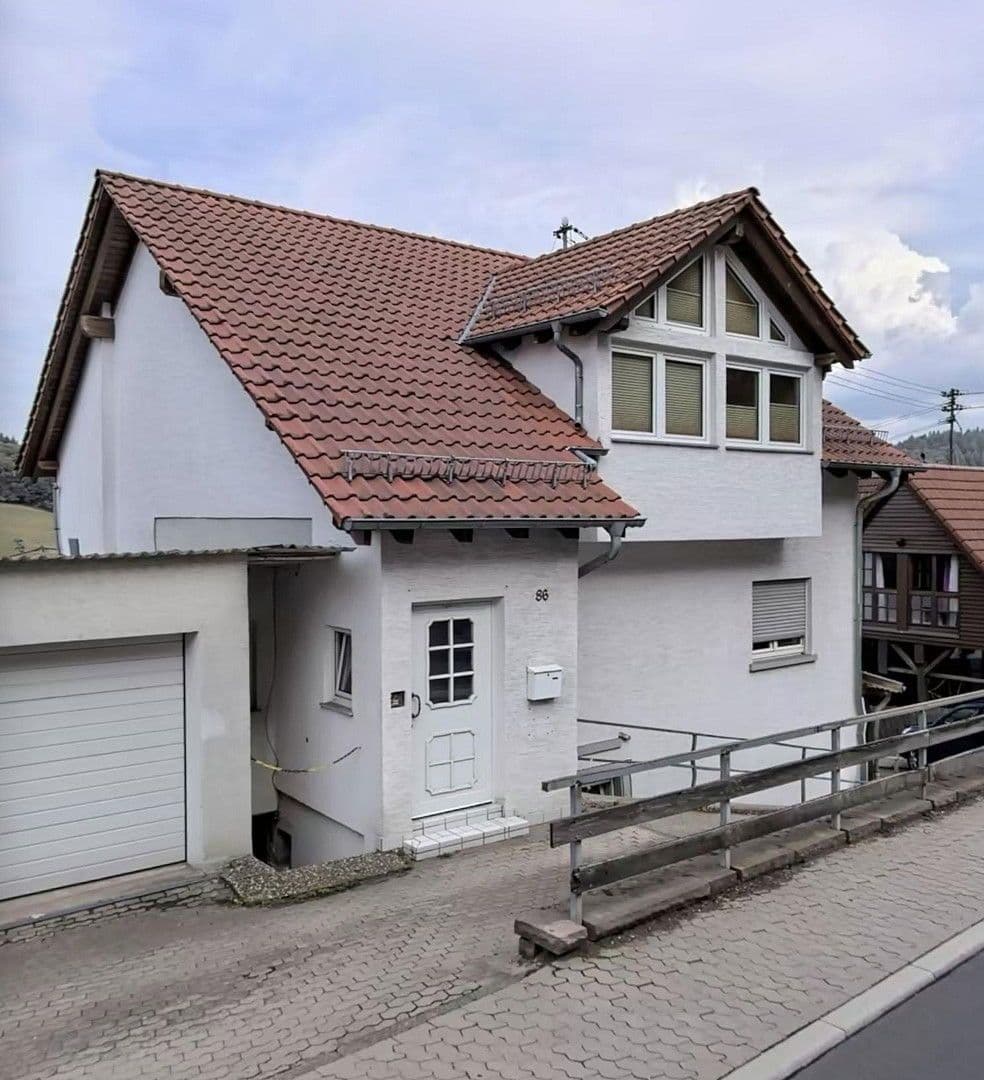 Prodej bytu 5+kk 127 m², Wilhelmsfeld, Bádensko-Württembersko Prodej bytu 5+kk 127 m², Wilhelmsfeld, Bádensko-Württembersko