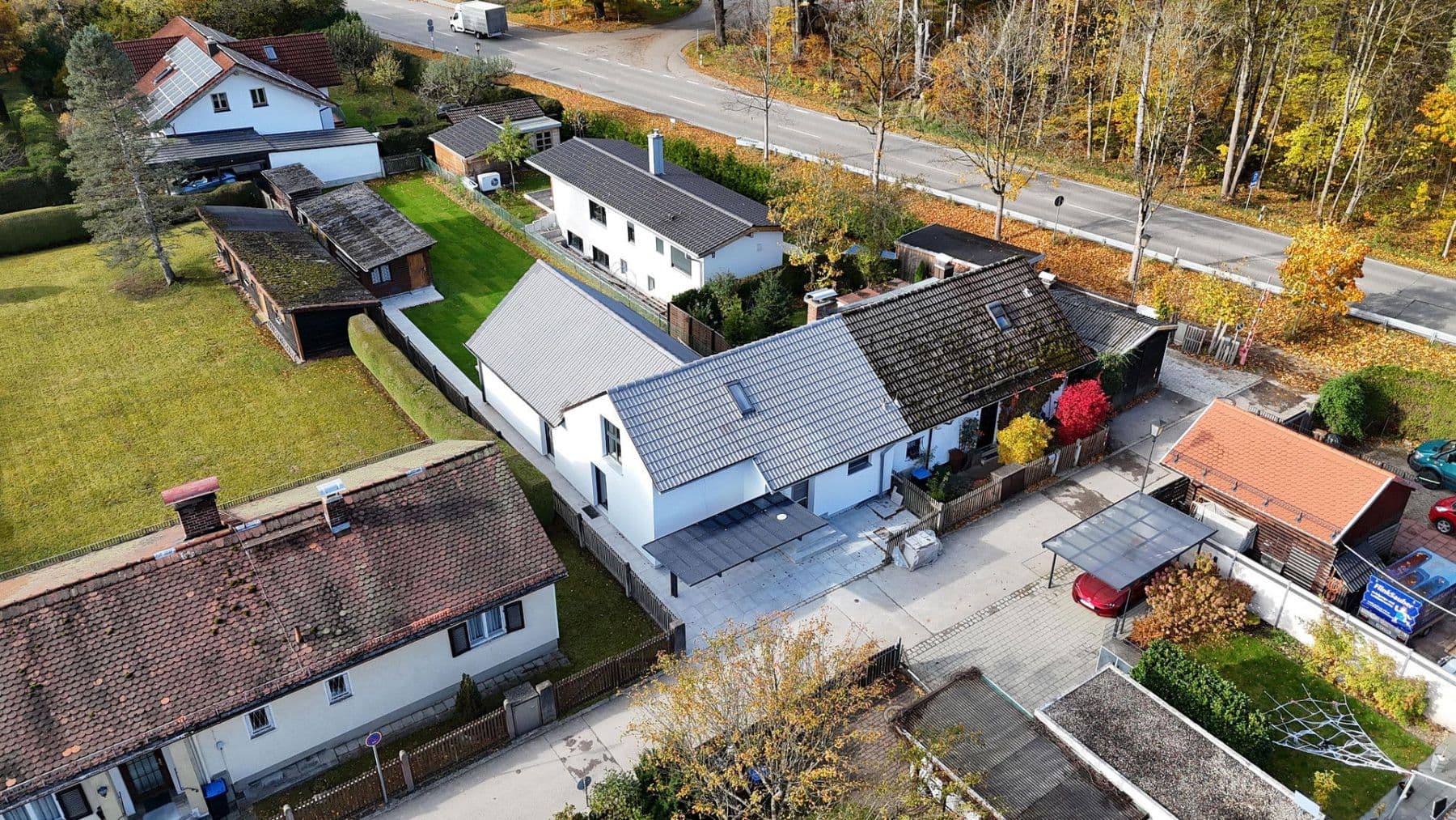 Prodej domu 150 m², pozemek 521 m², Siedlerstraße 4, Baierbrunn, Bavorsko Prodej domu 150 m², pozemek 521 m², Siedlerstraße 4, Baierbrunn, Bavorsko