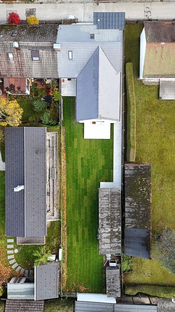 Prodej domu 150 m², pozemek 521 m², Siedlerstraße 4, Baierbrunn, Bavorsko Prodej domu 150 m², pozemek 521 m², Siedlerstraße 4, Baierbrunn, Bavorsko