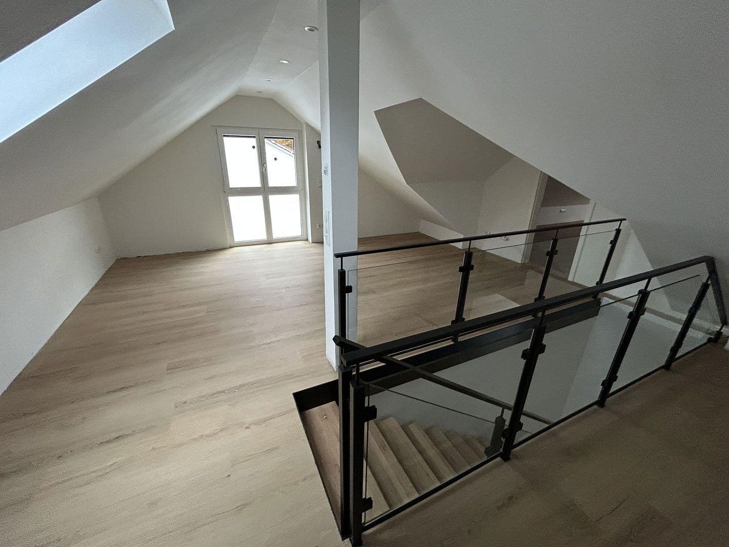 Prodej domu 150 m², pozemek 521 m², Baierbrunn, Bavorsko Prodej domu 150 m², pozemek 521 m², Baierbrunn, Bavorsko