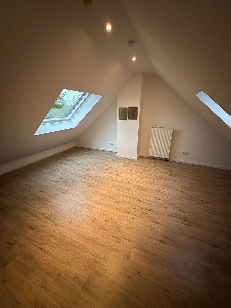 Pronájem domu 73 m², pozemek 445 m², Bissendorf, Dolní Sasko Pronájem domu 73 m², pozemek 445 m², Bissendorf, Dolní Sasko