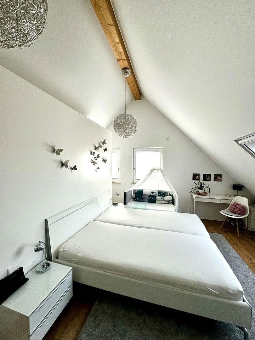 Prodej bytu 5+kk 146 m², Kirchheim unter Teck, Bádensko-Württembersko Prodej bytu 5+kk 146 m², Kirchheim unter Teck, Bádensko-Württembersko