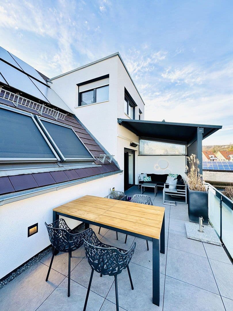 Prodej bytu 5+kk 146 m², Kirchheim unter Teck, Bádensko-Württembersko Prodej bytu 5+kk 146 m², Kirchheim unter Teck, Bádensko-Württembersko