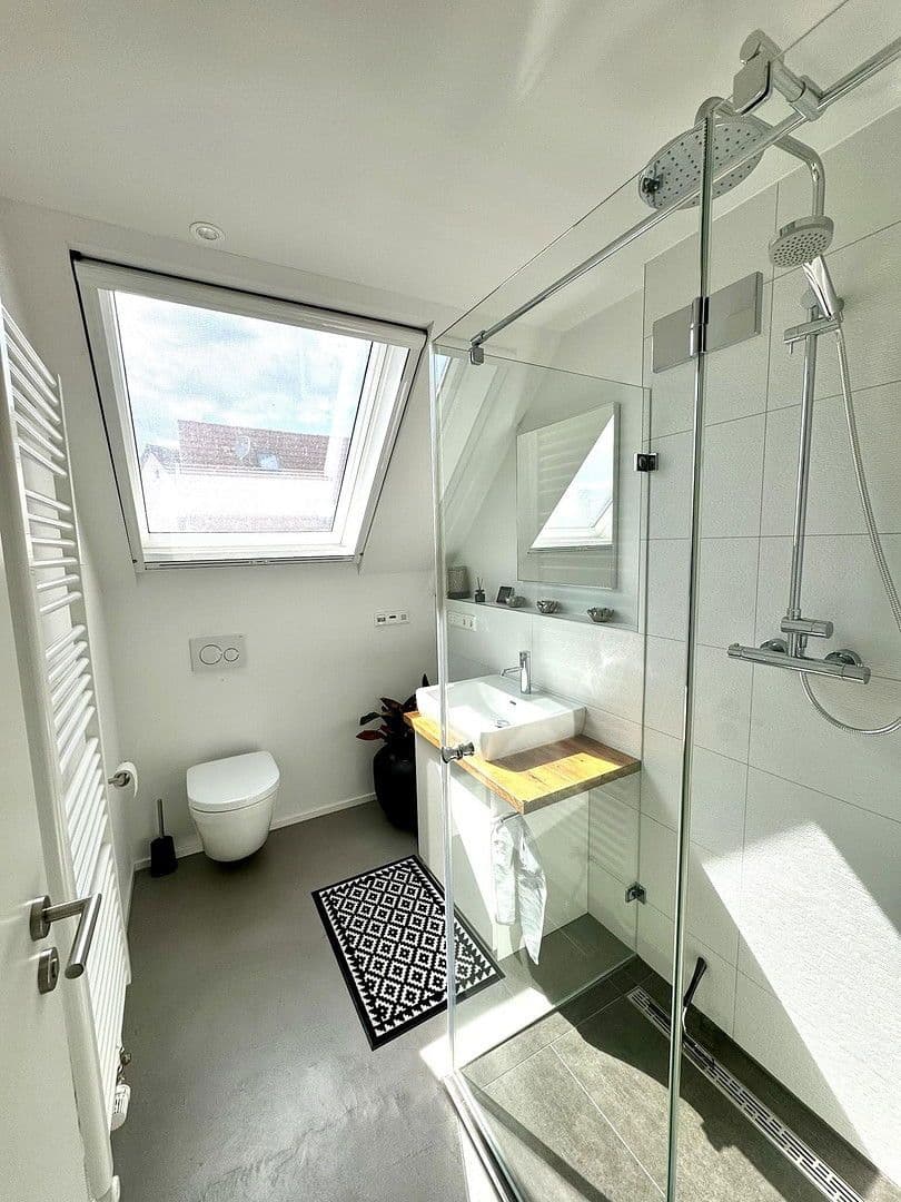 Prodej bytu 5+kk 146 m², Kirchheim unter Teck, Bádensko-Württembersko Prodej bytu 5+kk 146 m², Kirchheim unter Teck, Bádensko-Württembersko