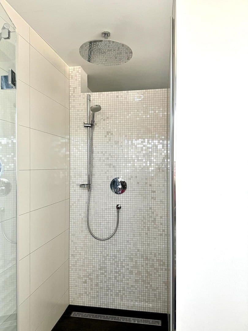 Prodej bytu 5+kk 146 m², Kirchheim unter Teck, Bádensko-Württembersko Prodej bytu 5+kk 146 m², Kirchheim unter Teck, Bádensko-Württembersko