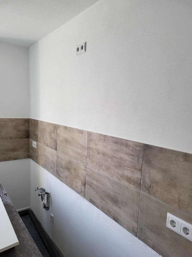 Pronájem bytu 3+1 59 m², August-König-Str., Bischofswerda, Sasko Pronájem bytu 3+1 59 m², August-König-Str., Bischofswerda, Sasko