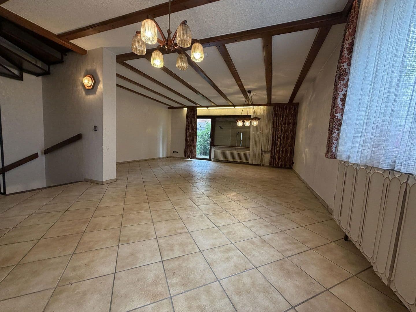 Prodej domu 150 m², pozemek 223 m², Hundert Morgen 3, Edingen-Neckarhausen, Bádensko-Württembersko Prodej domu 150 m², pozemek 223 m², Hundert Morgen 3, Edingen-Neckarhausen, Bádensko-Württembersko