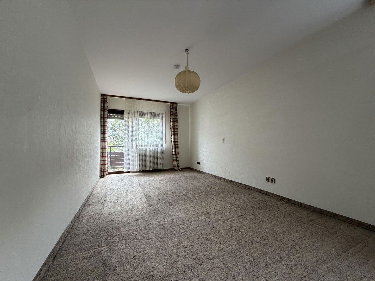 Prodej domu 150 m², pozemek 223 m², Hundert Morgen 3, Edingen-Neckarhausen, Bádensko-Württembersko Prodej domu 150 m², pozemek 223 m², Hundert Morgen 3, Edingen-Neckarhausen, Bádensko-Württembersko