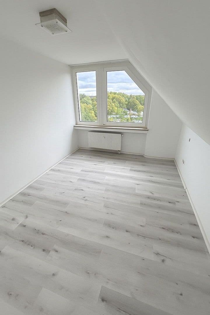 Pronájem bytu 2+1 41 m², Goldbachstraße 17, Nürnberg, Bavorsko Pronájem bytu 2+1 41 m², Goldbachstraße 17, Nürnberg, Bavorsko