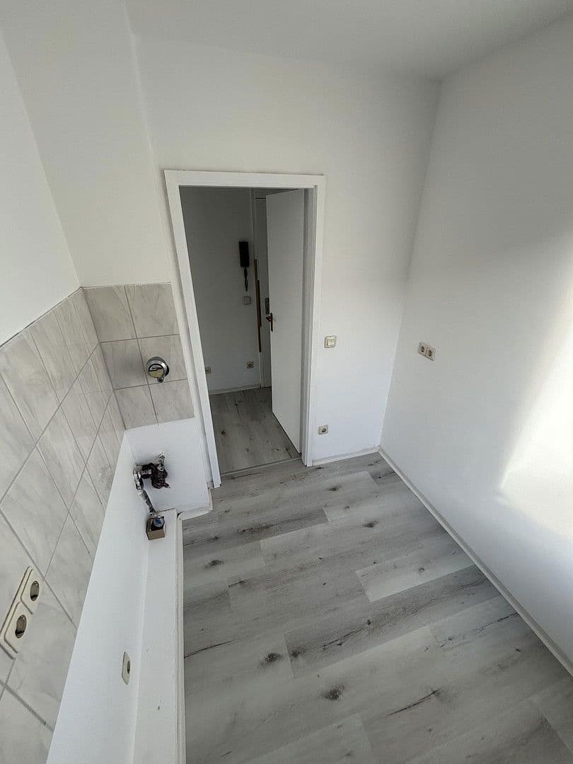 Pronájem bytu 2+1 41 m², Goldbachstraße 17, Nürnberg, Bavorsko Pronájem bytu 2+1 41 m², Goldbachstraße 17, Nürnberg, Bavorsko