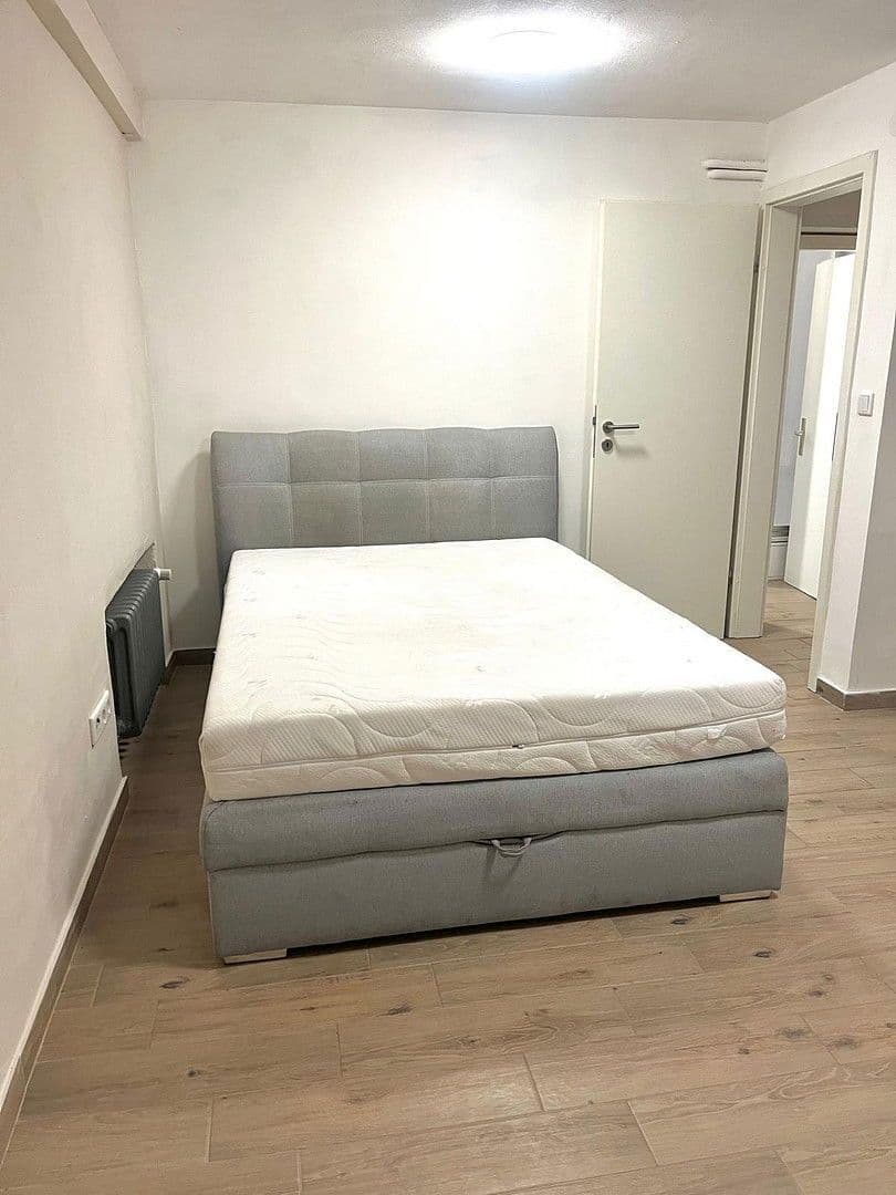 Pronájem bytu 1+kk 45 m², Königswinter, Severní Porýní-Vestfálsko Pronájem bytu 1+kk 45 m², Königswinter, Severní Porýní-Vestfálsko
