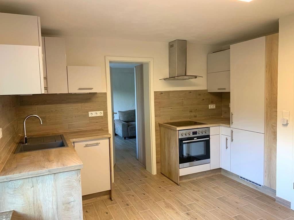 Pronájem bytu 1+kk 45 m², Königswinter, Severní Porýní-Vestfálsko Pronájem bytu 1+kk 45 m², Königswinter, Severní Porýní-Vestfálsko