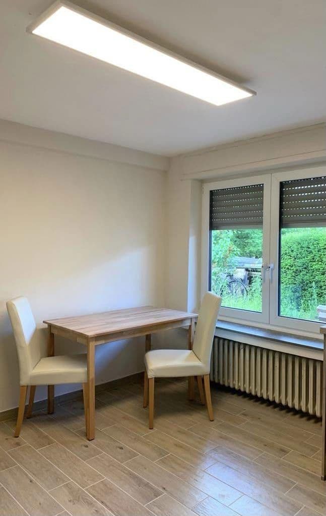 Pronájem bytu 1+kk 45 m², Königswinter, Severní Porýní-Vestfálsko Pronájem bytu 1+kk 45 m², Königswinter, Severní Porýní-Vestfálsko