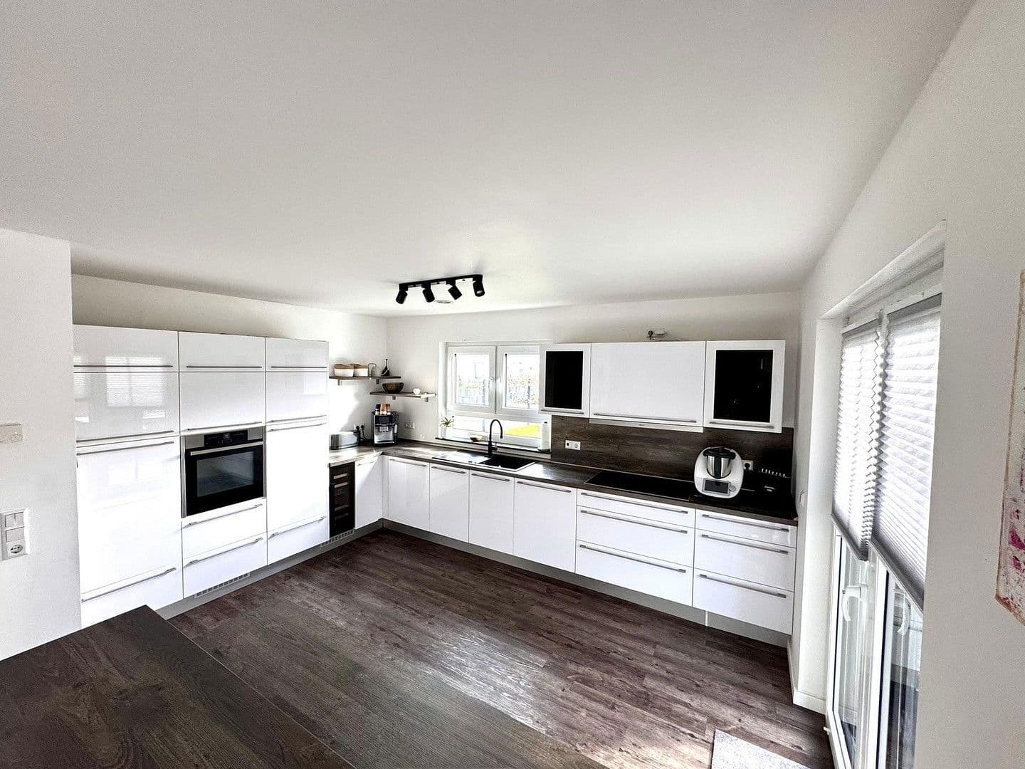 Prodej domu 155 m², pozemek 474 m², Dortmund, Severní Porýní-Vestfálsko Prodej domu 155 m², pozemek 474 m², Dortmund, Severní Porýní-Vestfálsko