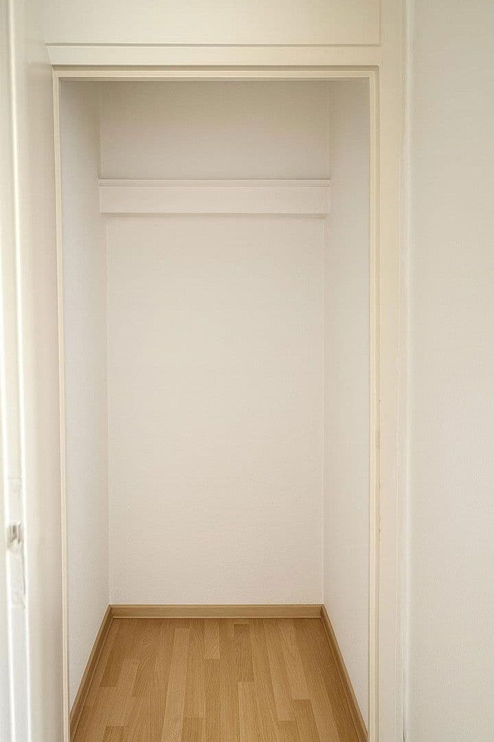 Prodej bytu 4+1 85 m², Leonberg, Bádensko-Württembersko Prodej bytu 4+1 85 m², Leonberg, Bádensko-Württembersko