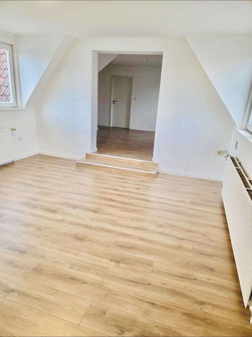 Pronájem bytu 3+1 92 m², Moorweg 5, Gifhorn, Dolní Sasko Pronájem bytu 3+1 92 m², Moorweg 5, Gifhorn, Dolní Sasko